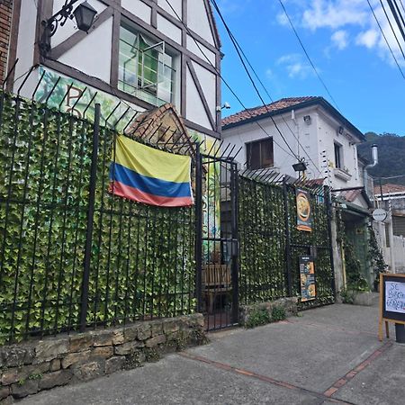 Portelli Hostal Zona G- Para Extranjeros Bogotá Eksteriør billede