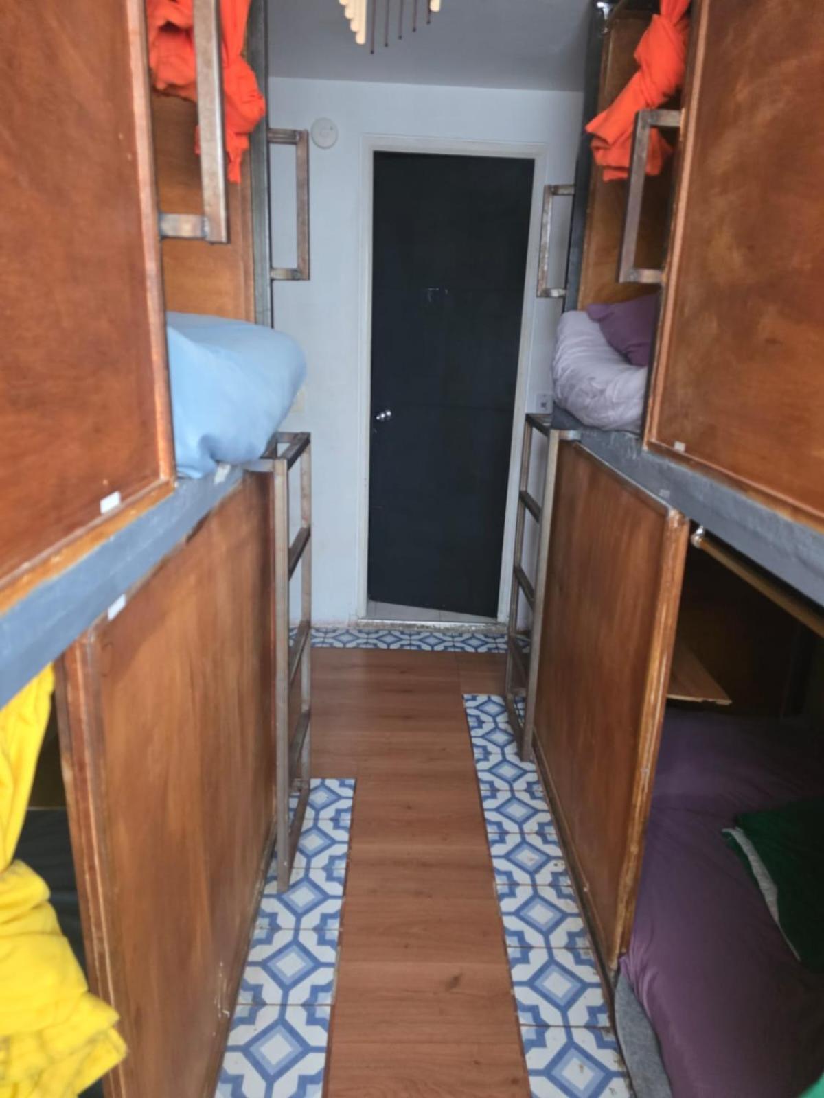 Portelli Hostal Zona G- Para Extranjeros Bogotá Eksteriør billede