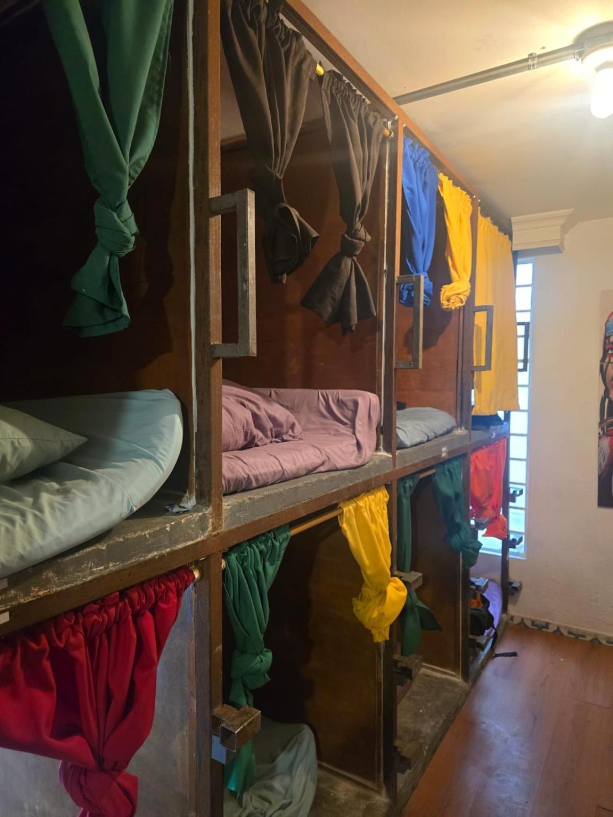 Portelli Hostal Zona G- Para Extranjeros Bogotá Eksteriør billede